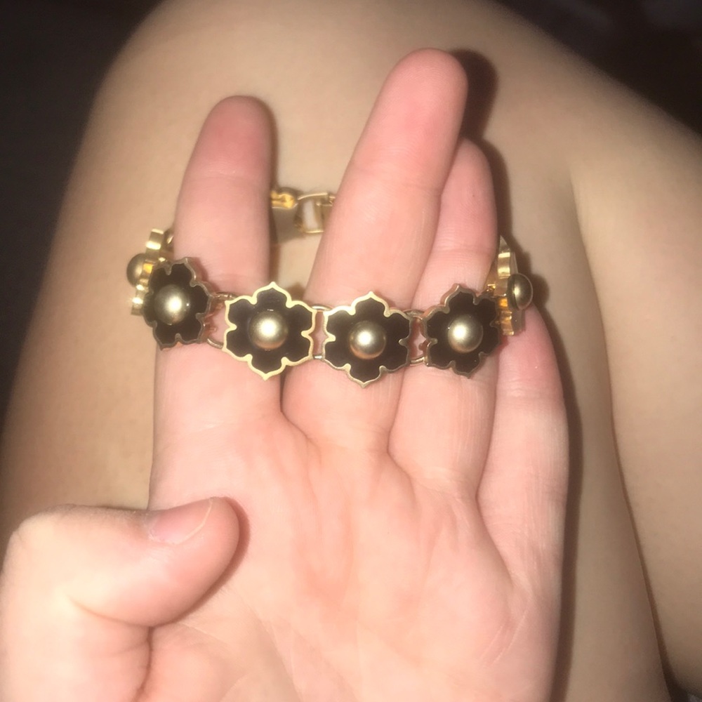 Spartina Bracelet with black and gold flowers